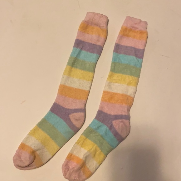 Justice Accessories - BATH & BODY WORKS Pastel Striped Fuzzy Socks EUC